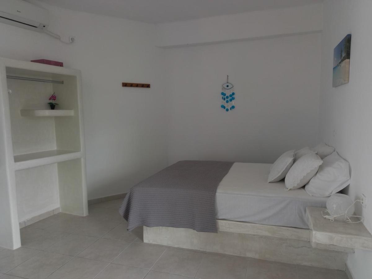 Marianna Studios Donoussa Rum bild